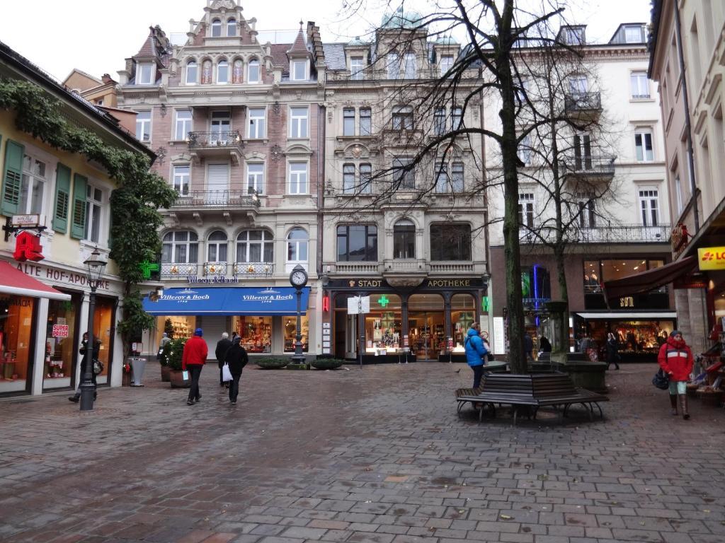 Du Russel Suite Baden-Baden Exterior photo